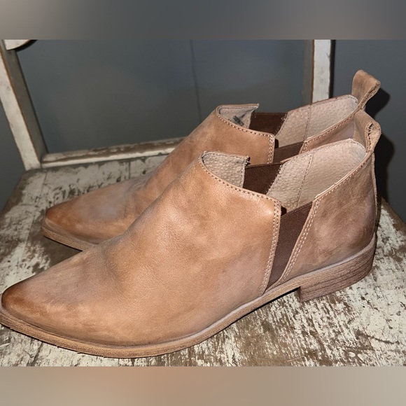 FREE PEOPLE Brixton Ankle Boot Size 39 - Picture 4 of 9